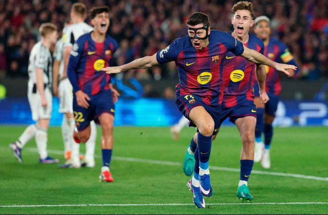Champions League -Lewandowski slår vild rekord med CL-mål