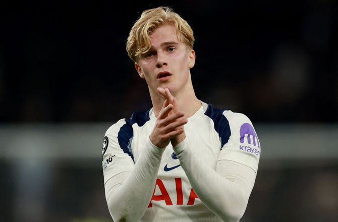 Premier League -Medie: Utilfredse Bergvall får ikke lov til at skifte