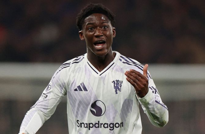 Premier League -Mainoo-forlængelse meldes på plads