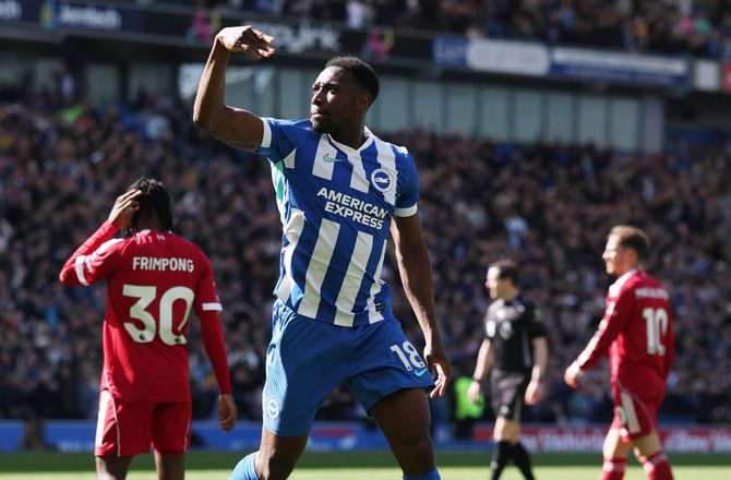 Premier League -Top-5 i fare: Welbeck sænkede Liverpool