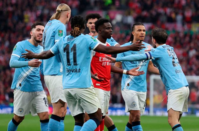 Carabao Cup -SLUT: Arsenal - Manchester City minut for minut