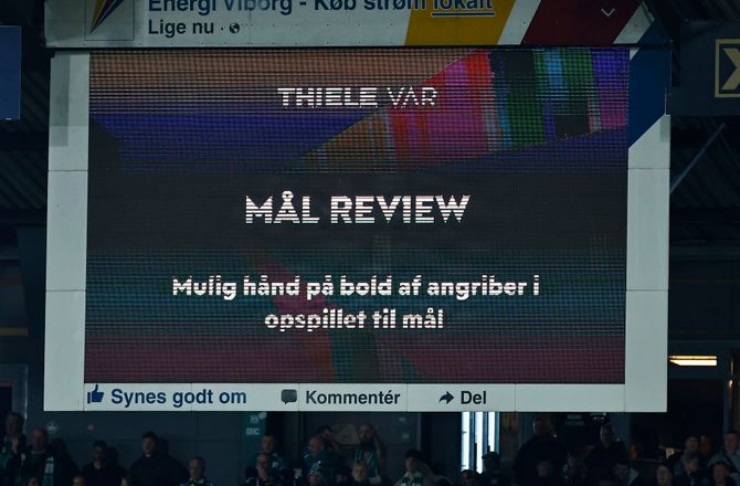 3F Superliga -VAR tog fusen på Mads Bech: Sindssygt frustrerende