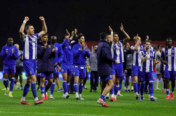 Primeira Liga -FC Porto belønner ung Tiago Silva