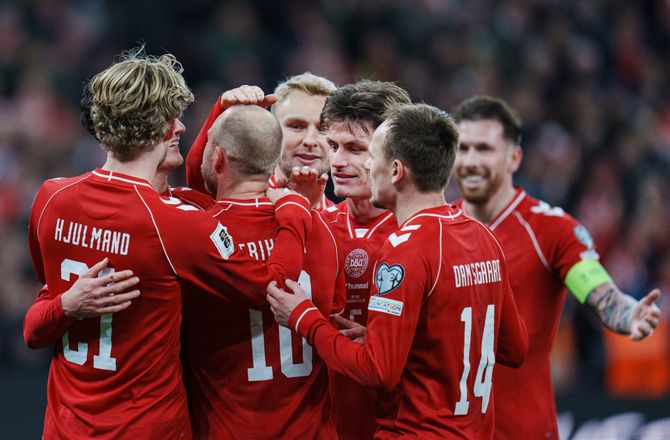 Danmark -Flytter fra Parken: DBU kompenserer fans