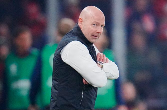 VM kval. UEFA -KLUMME: Danmark bør sige farvel til Riemer