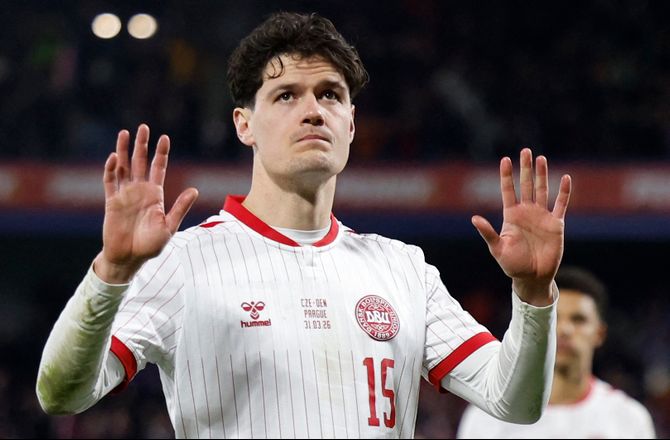 VM kval. UEFA -Nørgaard overvejer landsholdsfremtid