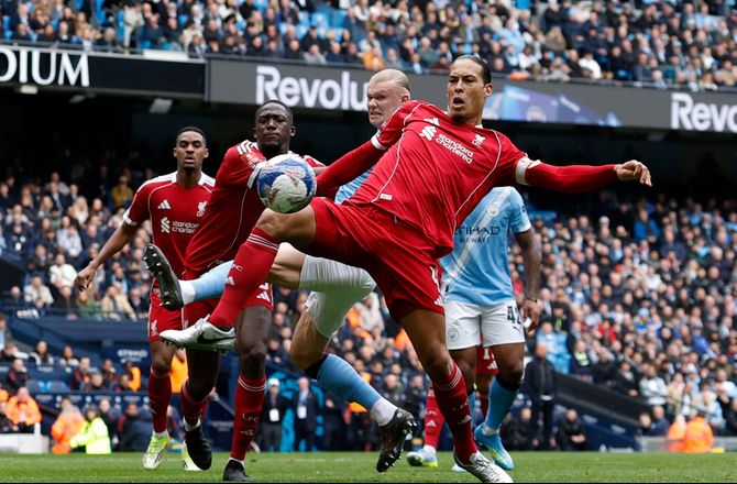 FA Cup -Ramt Van Dijk undskylder: Vi gav måske op