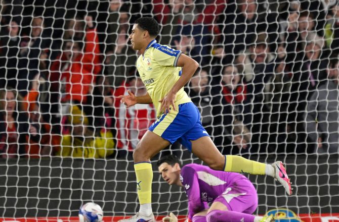 Premier League -BBC: Fulham betaler 260 mio. for Saints-midt