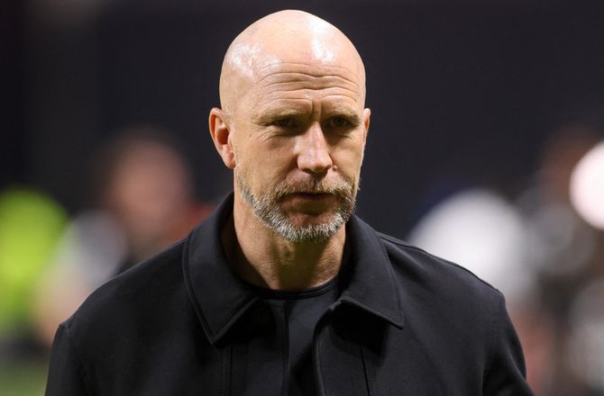 Allsvenskan -Officielt: Hammarby fyrer cheftræneren - Rydström lurer