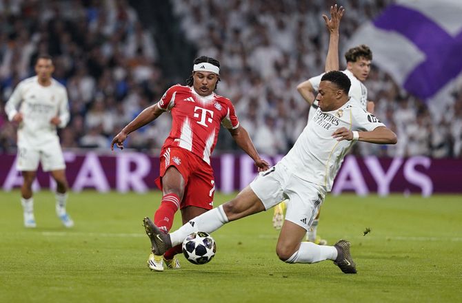 Bundesliga -Gnabry tilbage på græs