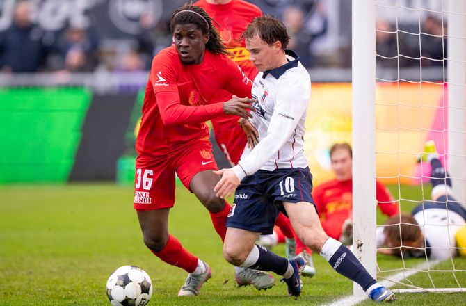 3F Superliga -Yirenkyi 'vokser ud af Superligaen': FCN-chef regner med farvel
