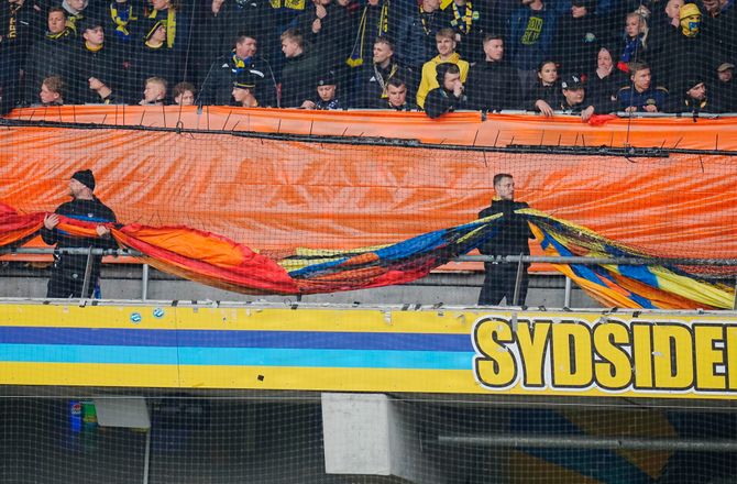 3F Superliga -‘Fuck GFH’: Orange farver tilbage i Brøndby