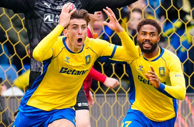 3F Superliga -Binks sætter flere ord på FCM-situation: Nonsens