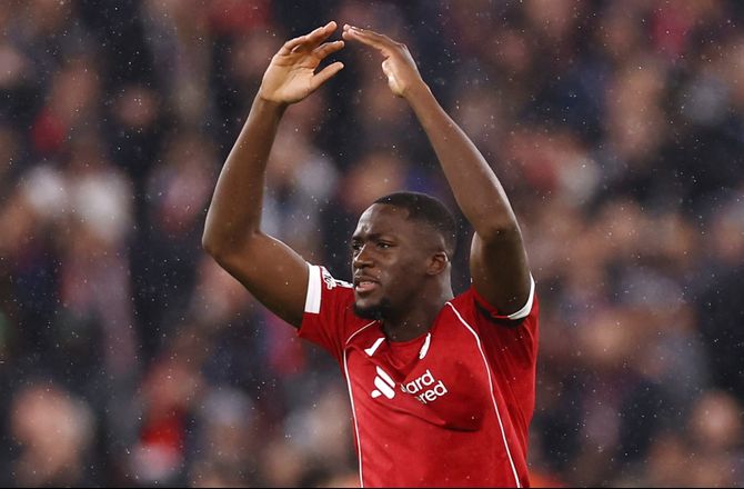 Premier League -Konate bekræfter: Tæt på ny Liverpool-aftale