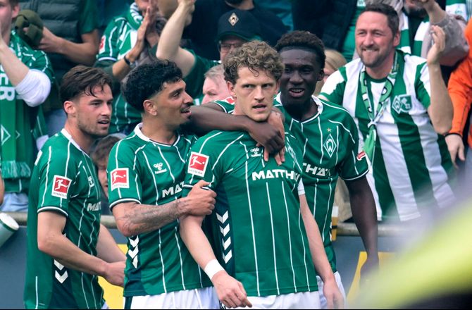 Bundesliga -Stage hædres efter nyt mål