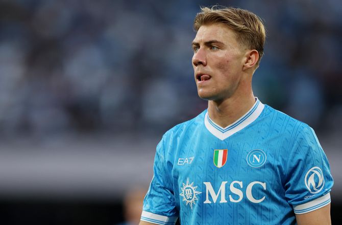 Træningskampe -Højlund lynede for Napoli