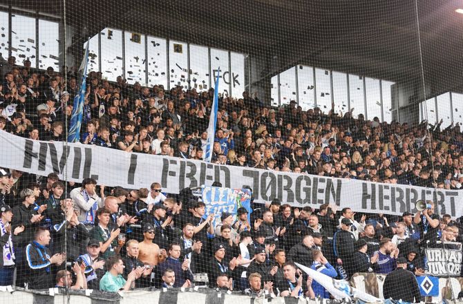 3F Superliga -Svensson roser FCK-fans: God historisk fornemmelse