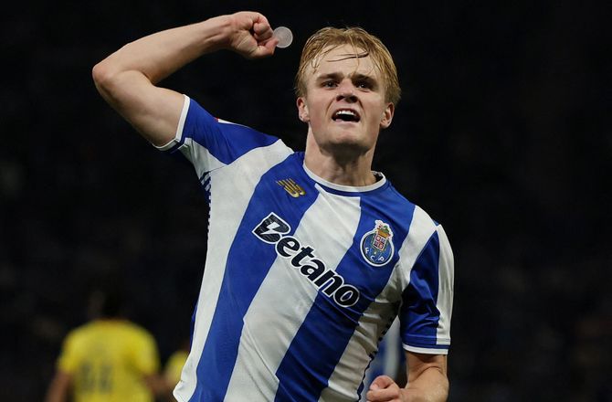 Primeira Liga -Froholdt vinder portugisisk hæder