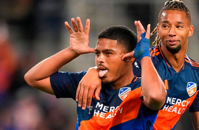 Major League Soccer -Evander blev hattrickhelt mod Zinckernagel og co.