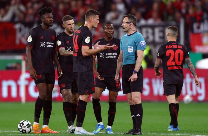 Bundesliga -Leverkusen sælger argentinsk flop
