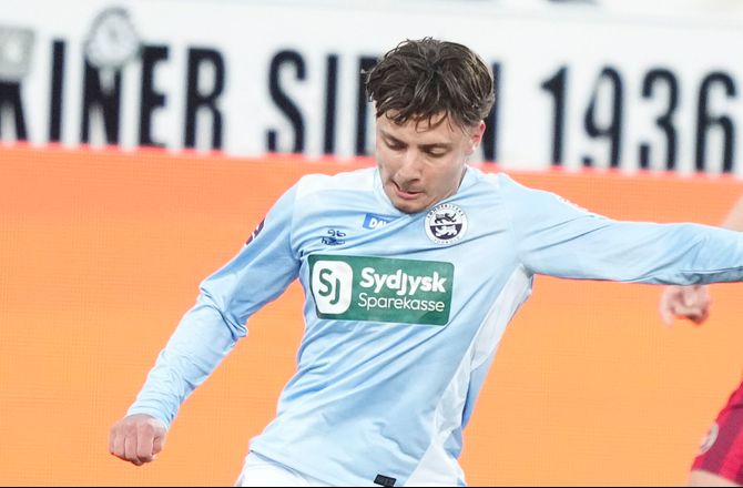 3F Superliga -NK roser Hyseni: Bliver rigtig, rigtig god
