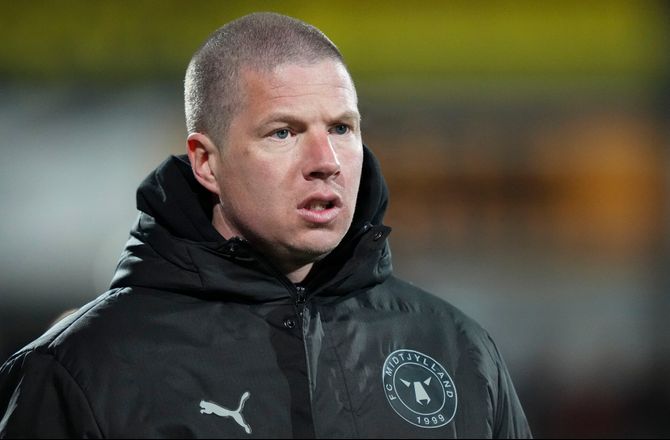International -UEFA overvejer FCM-angribers karantæne