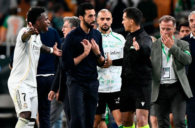 La Liga -Real-chef raser mod dommer: Vi har et alvorligt problem