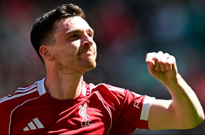 Premier League -Robertson om Palace-mål: Dommeren skulle have stoppet kampen