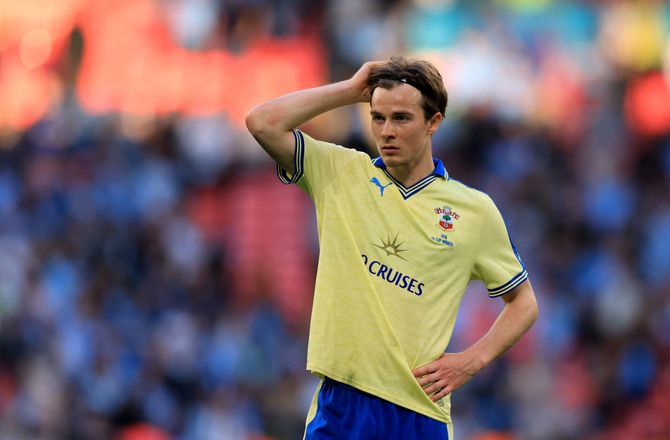 Championship -Southampton anklaget for spionage før playoff-brag