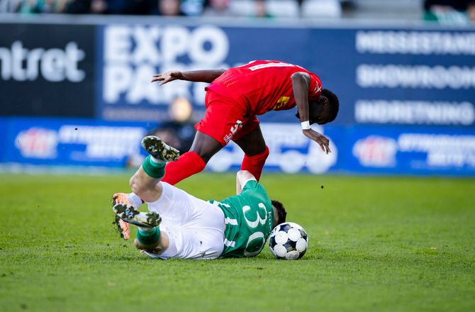 3F Superliga -Hård kritik af banen i Viborg: Det er for ringe