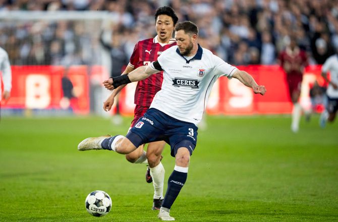 3F Superliga -AGF-duo og OB'er kæmper om Superliga-pris