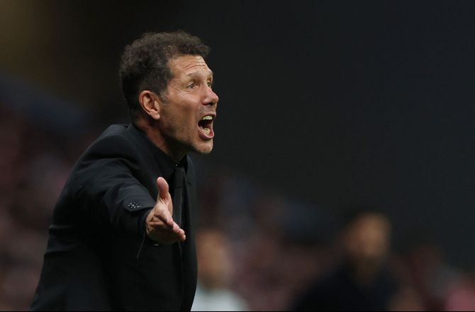 La Liga -Simeone afviser Arsenal-fokus: Tænker på Valencia-kampen