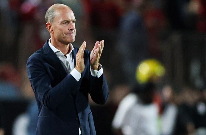 1. Division -Jess Thorups chef og assistent færdige i Al Ahly