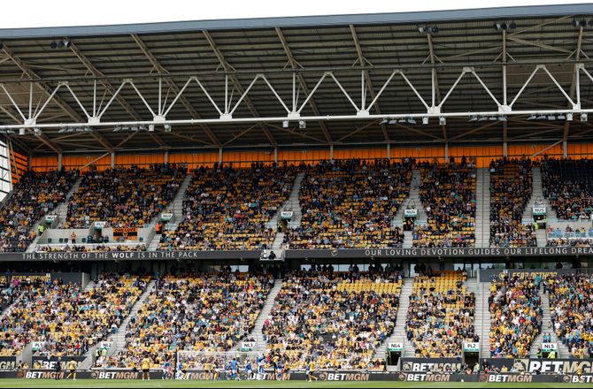 Premier League -Wolves præsenterer ny bestyrelsesformand
