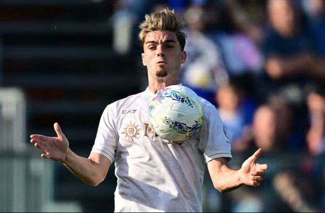 Bundesliga -Napoli-back meldes på plads i Leverkusen