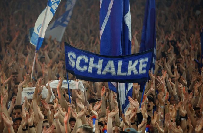 Bundesliga -Schalke-stopper rykker til Mexico