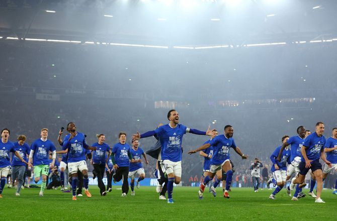 Norge Eliteserien -Schalke sender målmand til Norge