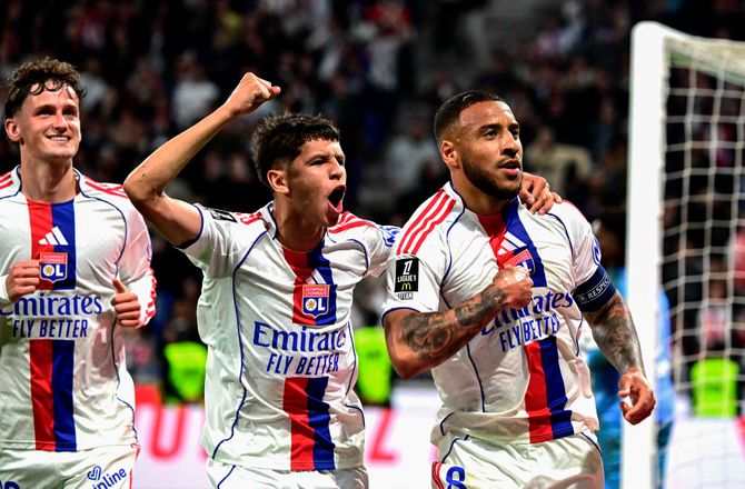 Ligue 1 -Lyon distancerede Rennes i målfest