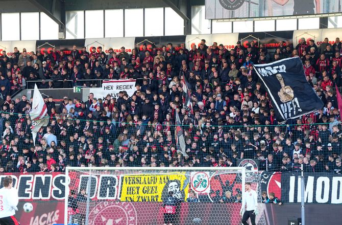 3F Superliga -Medie: Midtjysk derby endte med fire sigtelser