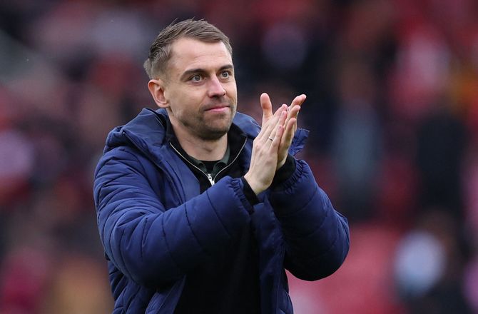 Championship -Spion-gate: Southampton-chef udvandrer fra pressemøde
