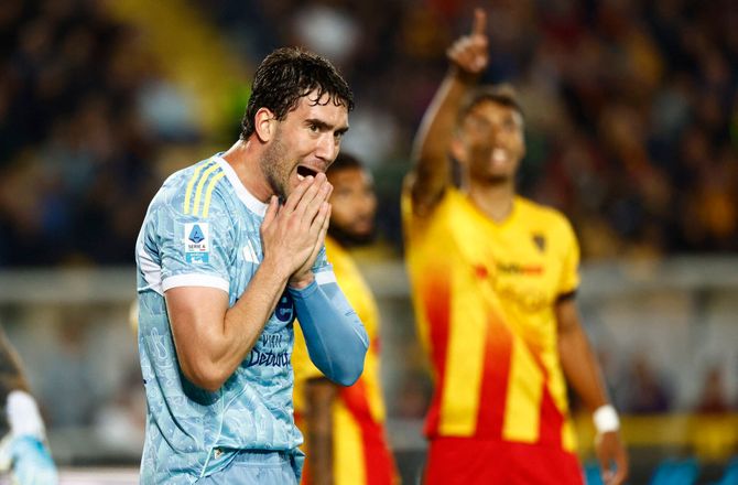 SüperLig -Besiktas-præsident bekræfter: Jagter Vlahovic