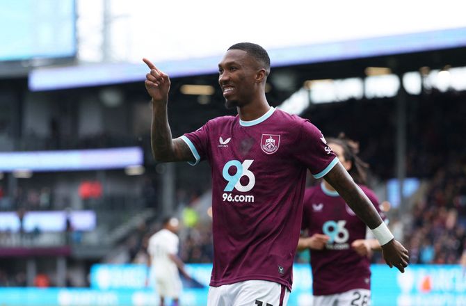 Premier League -Sky: Brentford byder på Burnley-kant