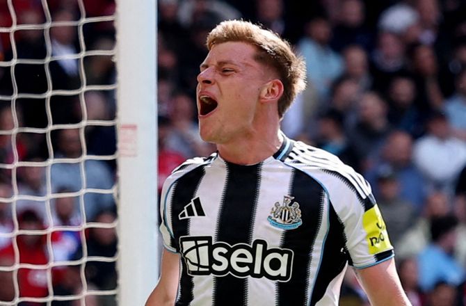 Premier League -Newcastle giver lang kontrakt til Harvey Barnes