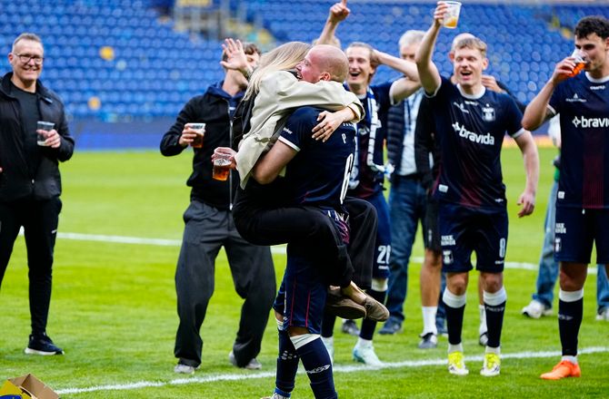 3F Superliga -Glad Nicolai Poulsen: På mange måder uvirkeligt