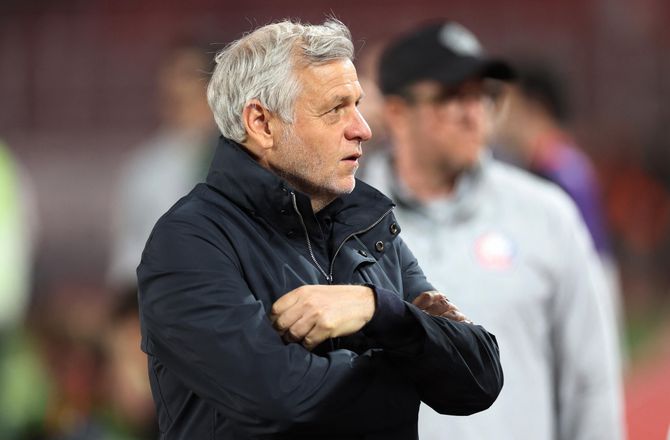 Ligue 1 -Bekræftet: Marseille hyrer Bruno Genesio