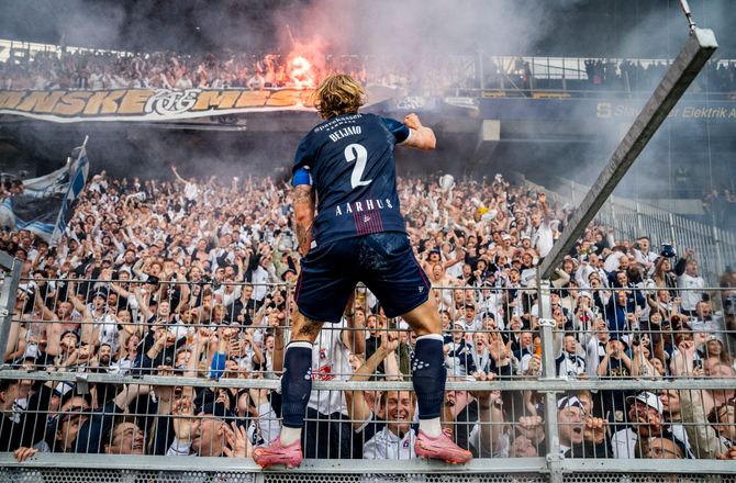 3F Superliga -KLUMME: Jeg er helt vild med AGF's guldhold