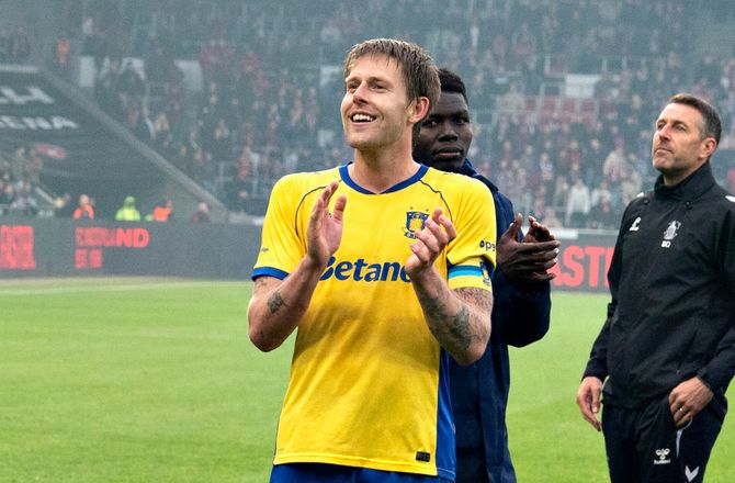 3F Superliga -Brøndby bekræfter: Vallys er rejst til Japan