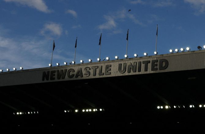 Premier League -Newcastle køber dyr franskmand