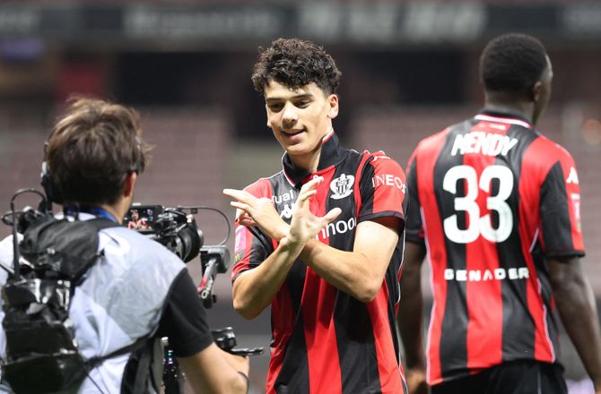 Ligue 1 -Tillykke med fødselsdagen: Lyon handler i Nice