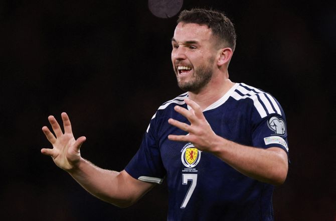 FIFA VM -McGinn slår tilbage: Norge ville gøre det samme